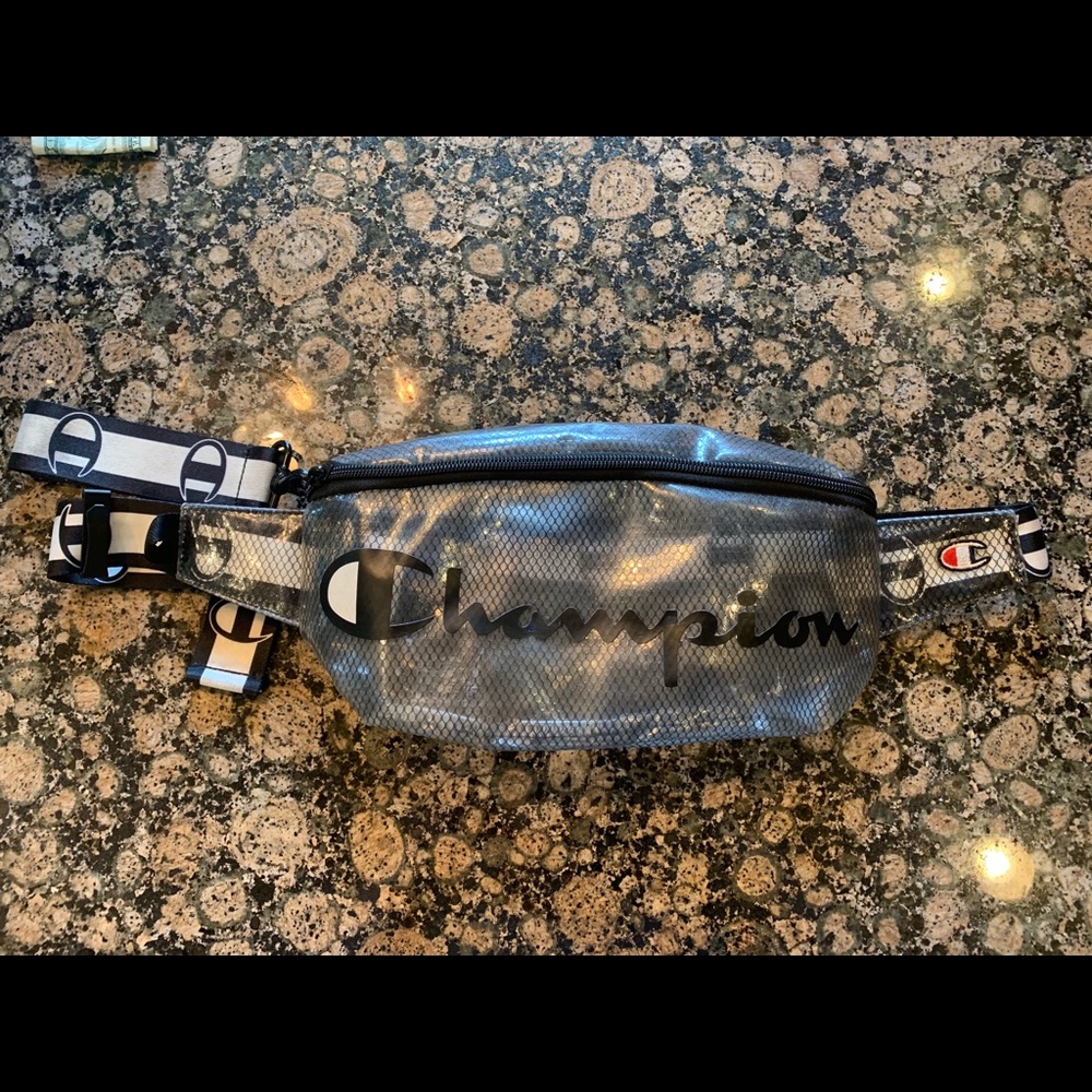 Champion fanny pack